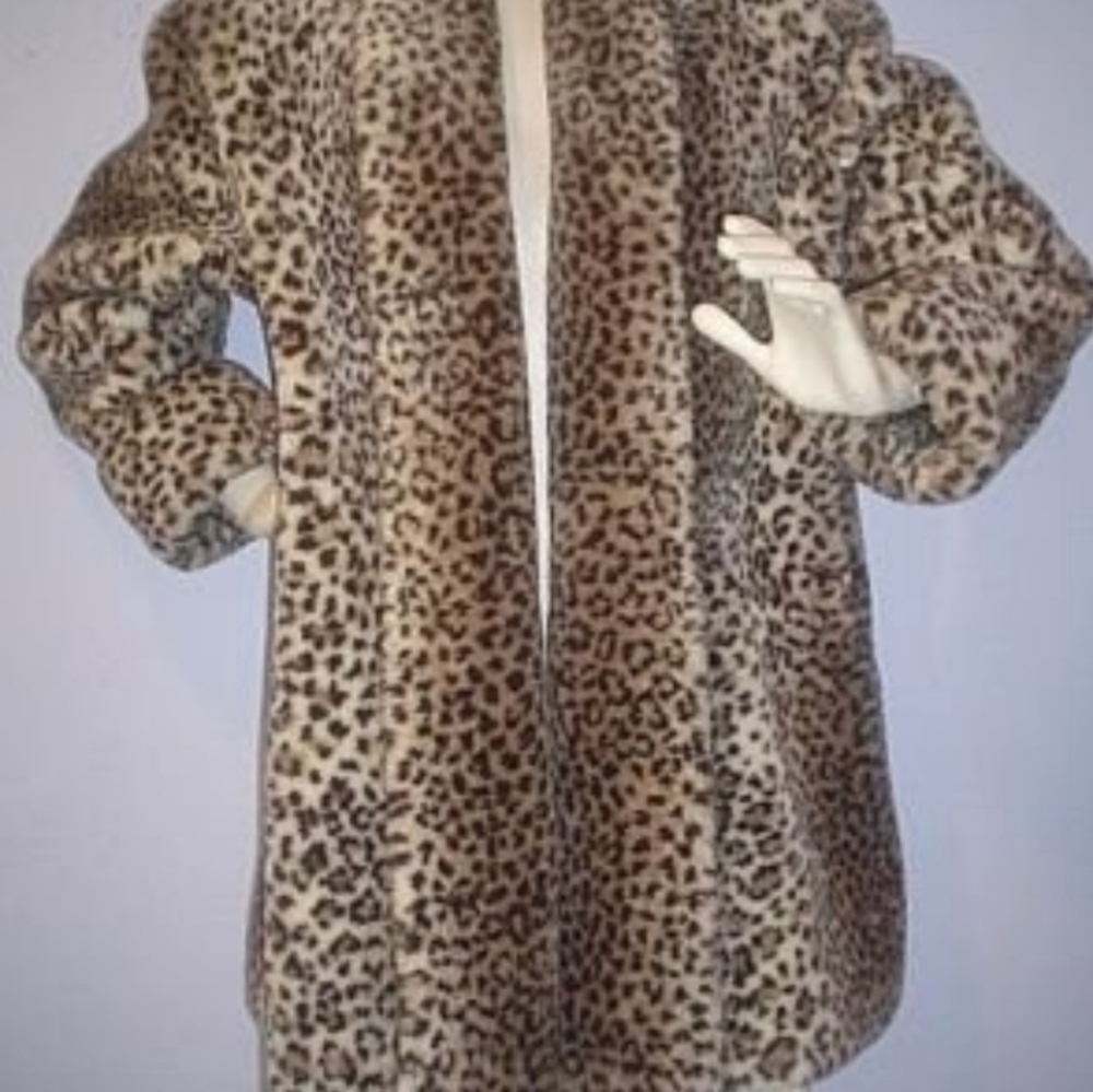 Faux fur leopard jacket.